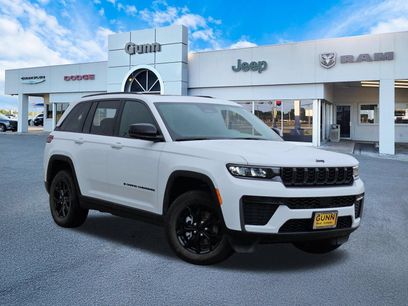 New 2026 Jeep Grand Cherokee Altitude