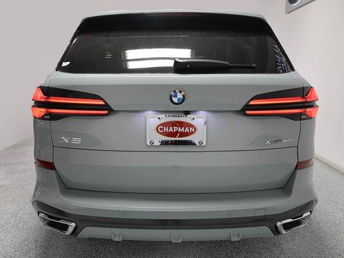 Used 2026 BMW X5 xDrive40i w/ M Sport Package AWD/4WD image 4