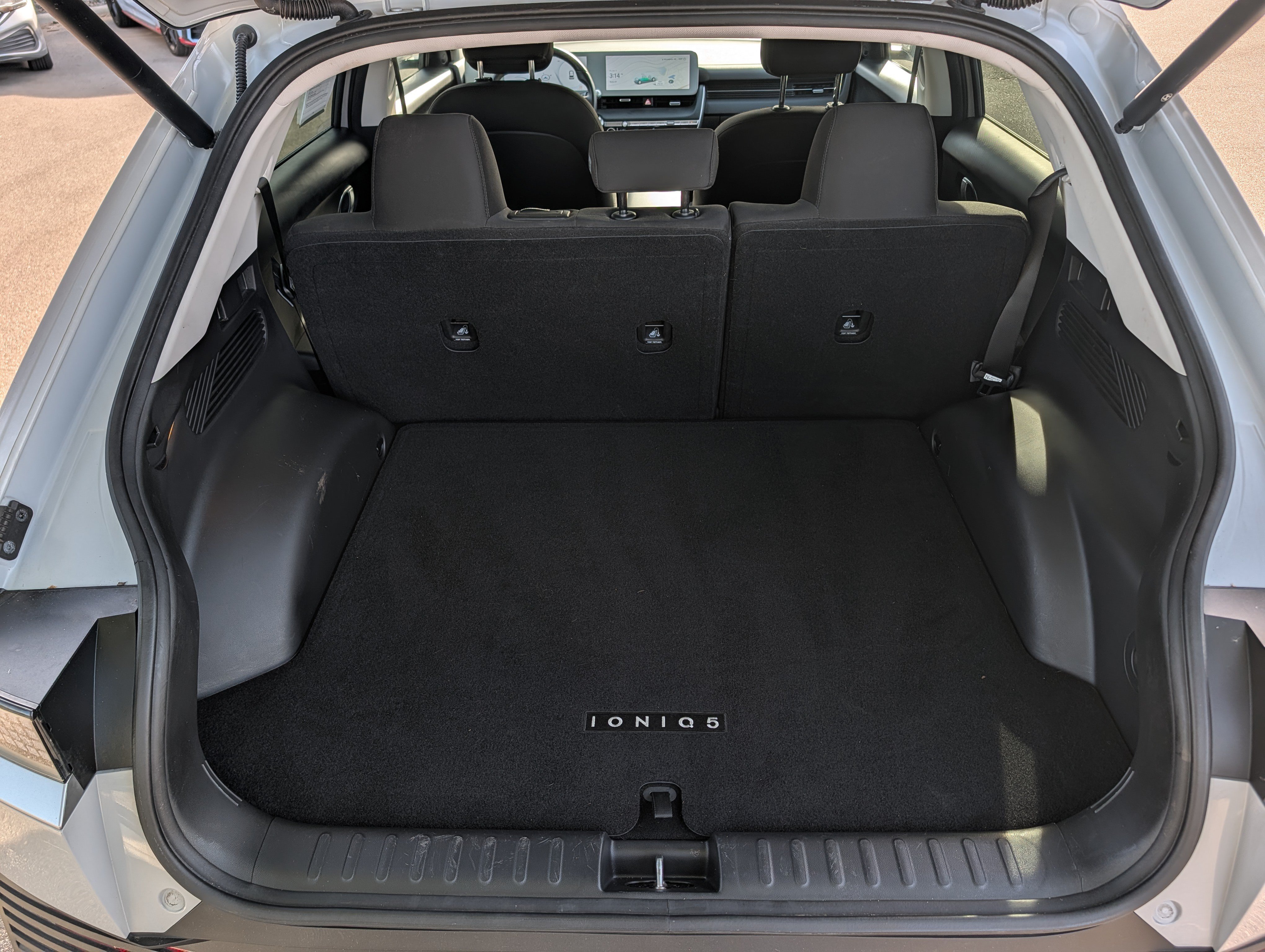 Certified 2024 Hyundai Ioniq 5 SEL AWD/4WD image 18