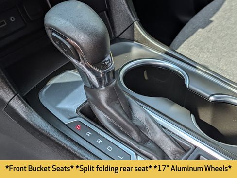 Used 2022 Chevrolet Equinox LT FWD image 8