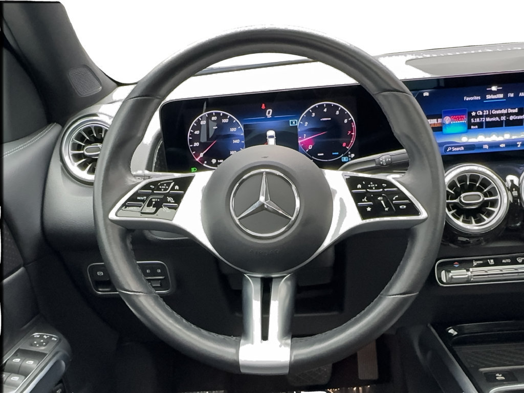 Used 2025 Mercedes-Benz GLB 250 4MATIC image 36