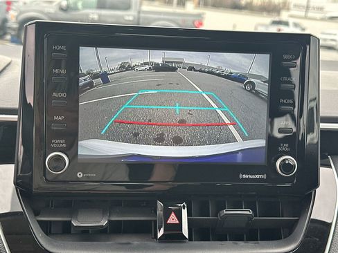 Used 2022 Toyota Corolla LE image 28