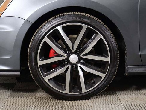 Used 2017 Volkswagen Jetta GLI image 23