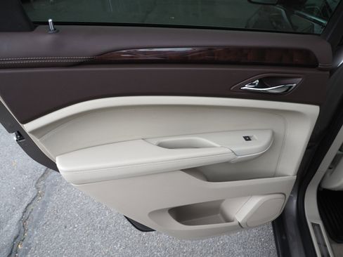 Used 2011 Cadillac SRX Premium w/ LPO, Protection Package image 17