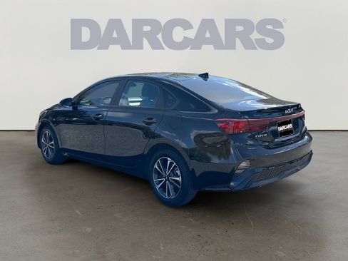 Used 2024 Kia Forte LXS image 5