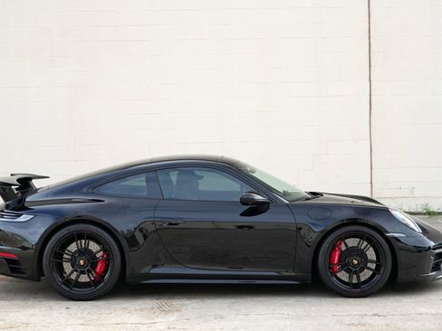 Used 2024 Porsche 911 Carrera GTS w/ Premium Package RWD image 54