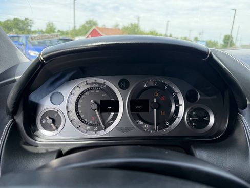 Used 2014 Aston Martin V8 Vantage Coupe RWD image 17