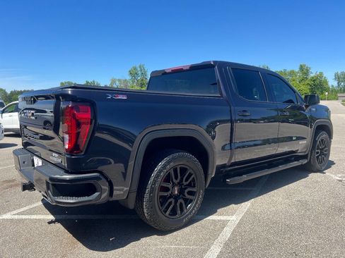 Used 2022 GMC Sierra 1500 Elevation w/ LPO, Elevation Black Package AWD/4WD image 6