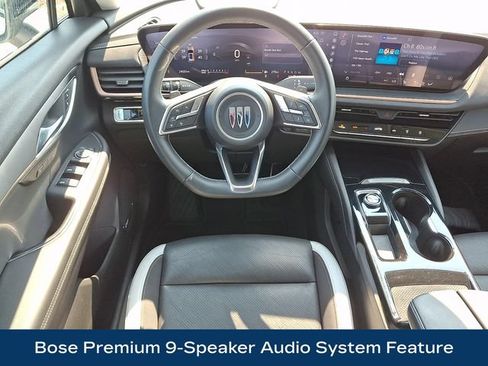 Used 2025 Buick Envision Sport Touring AWD/4WD image 3