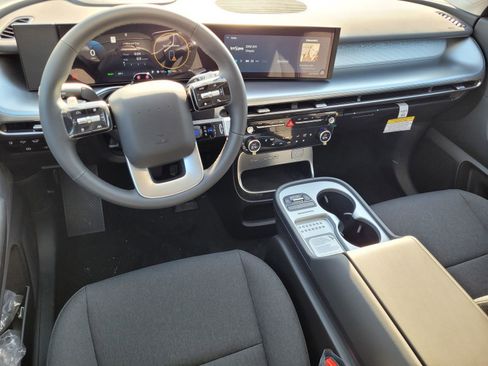 New 2026 Hyundai Ioniq 9 SE image 7