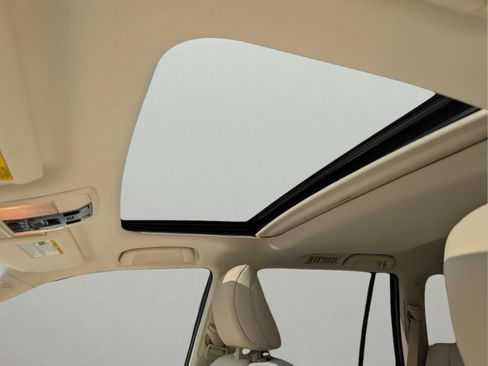 Used 2023 Lexus GX 460 Premium w/ Premium Plus Package image 13