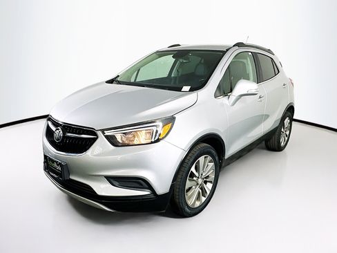 Used 2019 Buick Encore Preferred FWD image 3