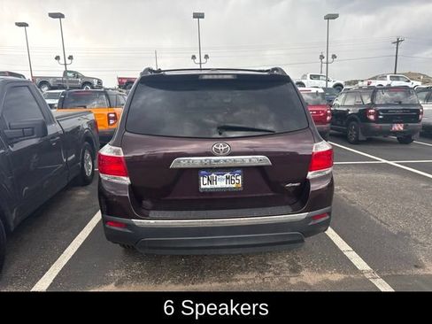 Used 2012 Toyota Highlander SE w/ Tow Pkg AWD/4WD image 7