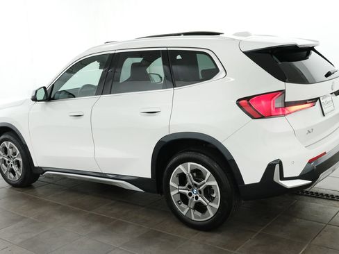 Used 2023 BMW X1 xDrive28i w/ Premium Package AWD/4WD image 3