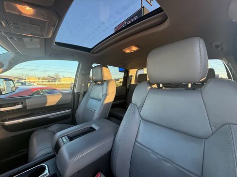 Used 2015 Toyota Tundra Limited w/ Limited Premium Package image 13