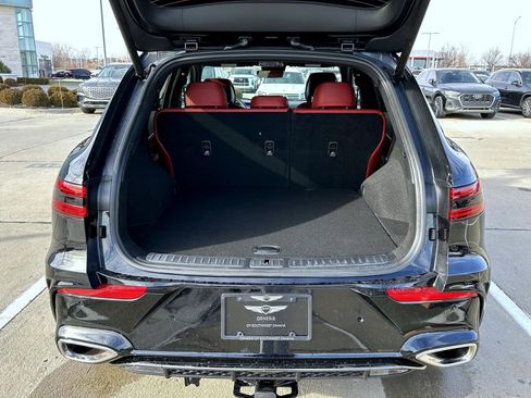 New 2026 Genesis GV70 2.5T Sport Prestige AWD/4WD image 9