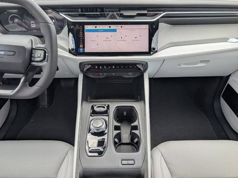 New 2026 Jeep Cherokee Limited AWD/4WD image 7