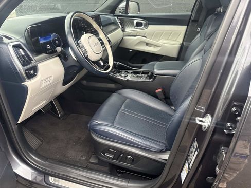 Used 2022 Kia Sorento SX Prestige w/ Panoramic Sunroof Package image 20