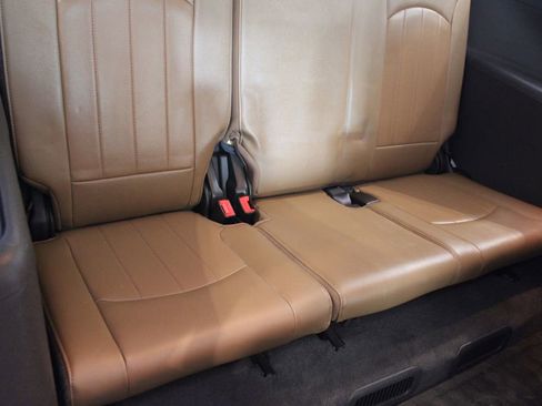 Used 2015 Buick Enclave Leather AWD/4WD image 24