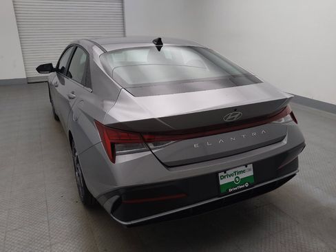 Used 2025 Hyundai Elantra SEL FWD image 6