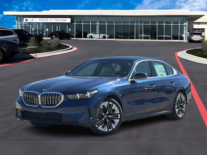 New 2025 BMW 530i w/ Premium Package
