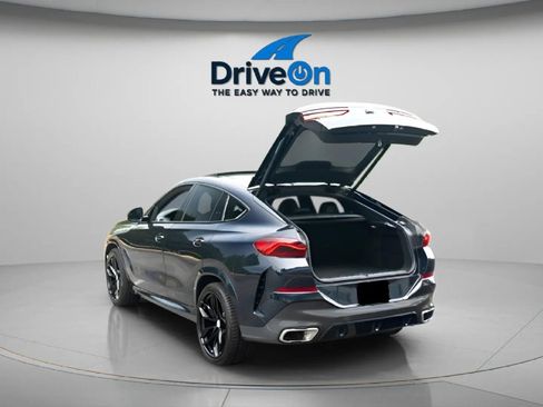 Used 2021 BMW X6 xDrive40i w/ M Sport Package image 7
