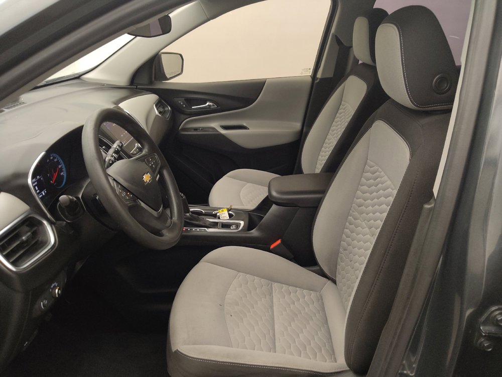 Used 2020 Chevrolet Equinox LS FWD image 17