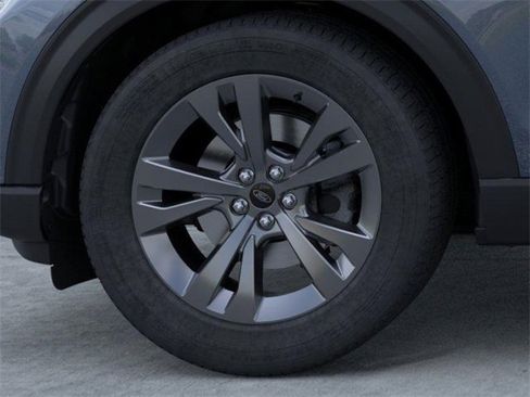 New 2026 Ford Explorer Active w/ Active Comfort Package image 19