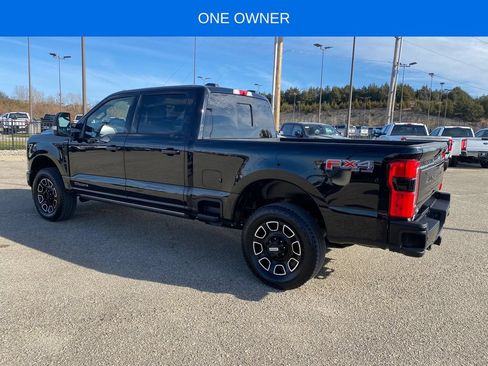 Used 2025 Ford F250 Platinum w/ FX4 Off-Road Package AWD/4WD image 4