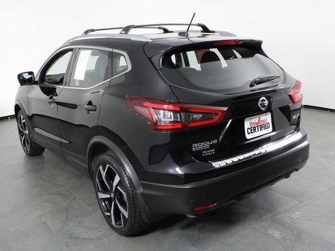 Certified 2022 Nissan Rogue Sport SL image 4