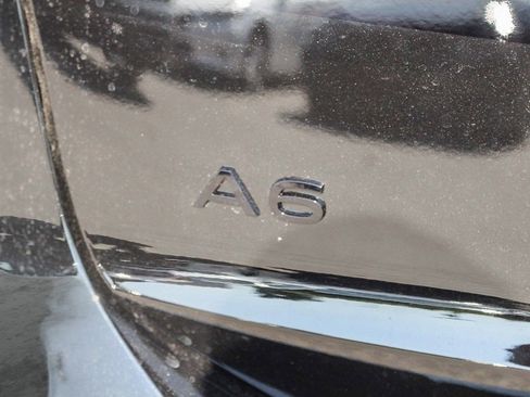 New 2025 Audi A6 e-tron Premium image 10