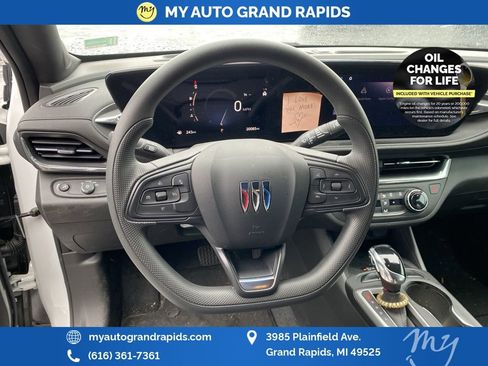 Used 2024 Buick Envista Preferred w/ Convenience II Package image 22