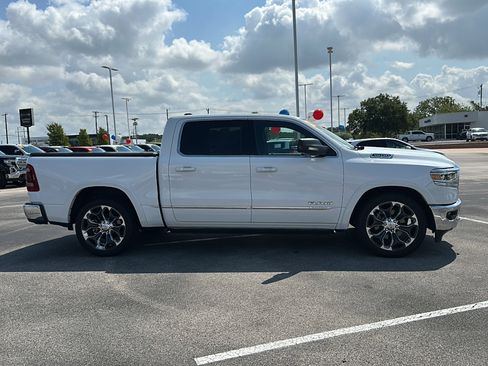 Used 2021 RAM 1500 Limited image 9