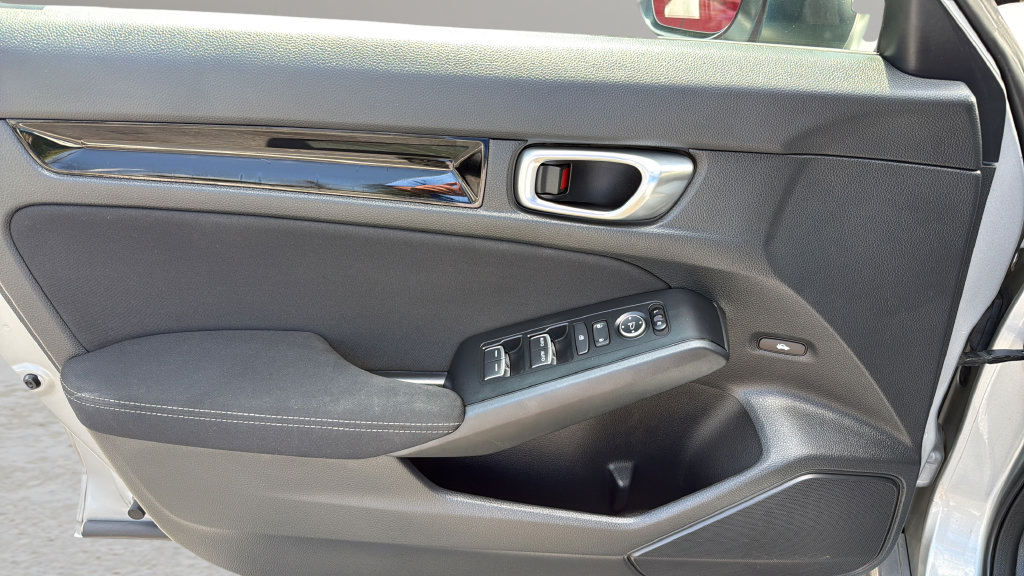 Used 2023 Honda Civic EX image 10