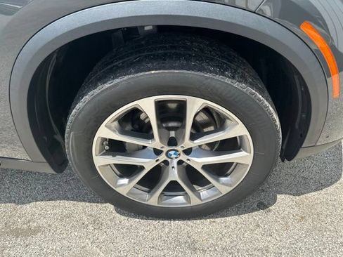 Used 2021 BMW X5 xDrive40i AWD/4WD image 13