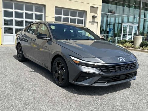 New 2026 Hyundai Elantra SEL Sport Premium FWD image 1