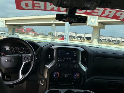 Used 2020 Chevrolet Silverado 1500 RST w/ Texas Edition RWD image 38