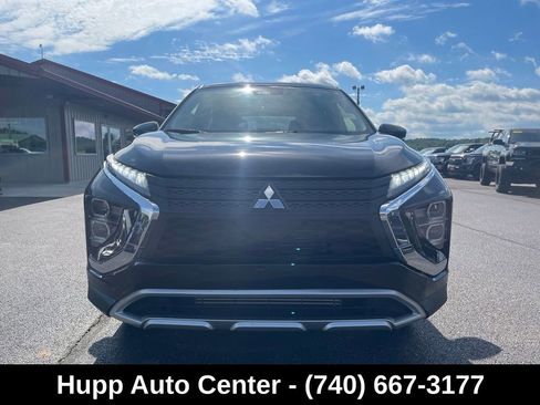 Used 2025 Mitsubishi Eclipse Cross SE AWD/4WD image 2