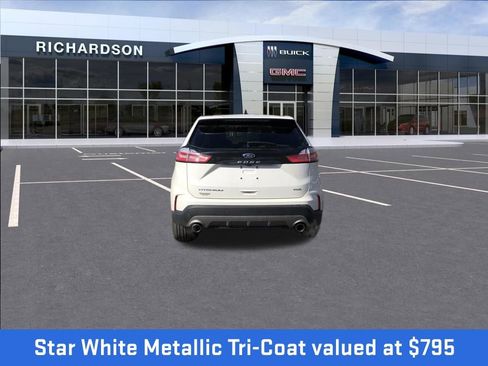Used 2022 Ford Edge Titanium AWD/4WD image 4