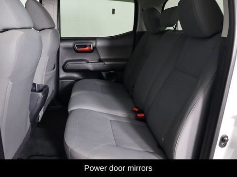 Used 2017 Toyota Tacoma SR w/ SR Convenience Package RWD image 8