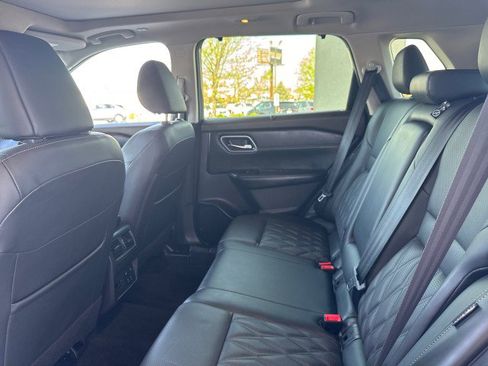 Used 2023 Nissan Rogue Platinum w/ Platinum Premium Package AWD/4WD image 7