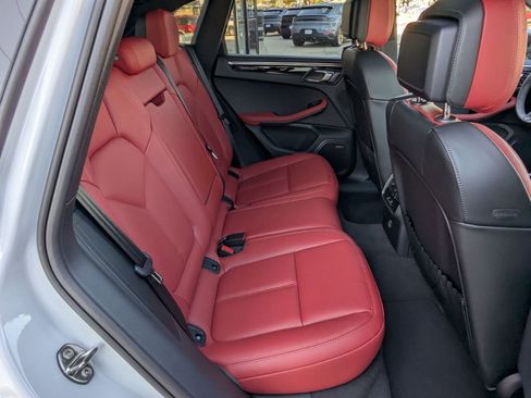 New 2026 Porsche Macan Turbo image 24