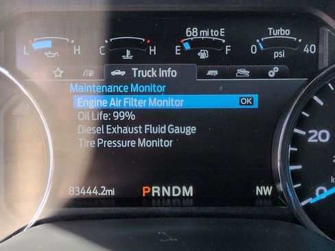 Used 2022 Ford F250 Platinum w/ Tremor Off-Road Package image 37