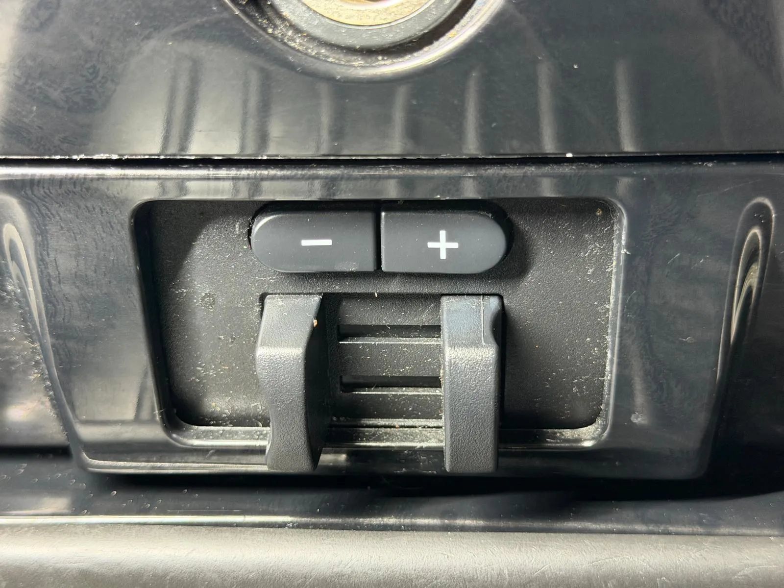 Used 2013 Ford Expedition Limited RWD image 39