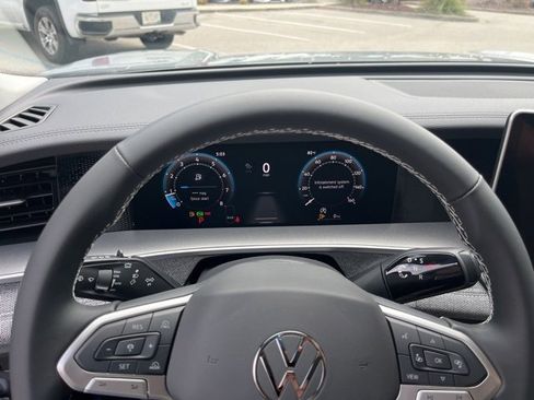 New 2025 Volkswagen Tiguan S image 19