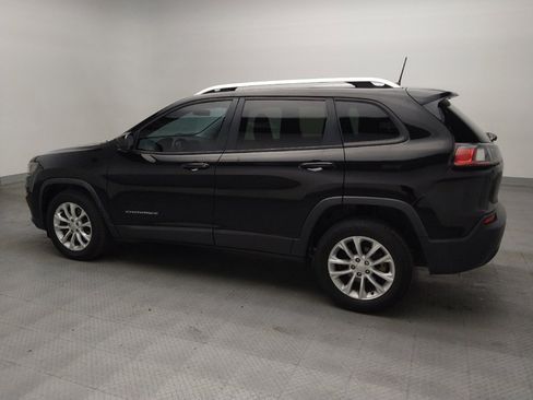 Used 2020 Jeep Cherokee Latitude FWD image 3