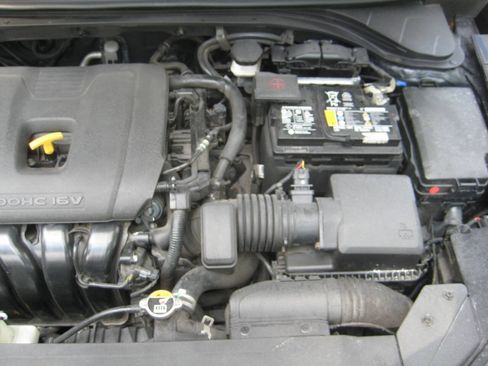 Used 2020 Hyundai Elantra SEL FWD image 26