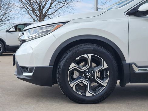 Used 2019 Honda CR-V Touring image 8