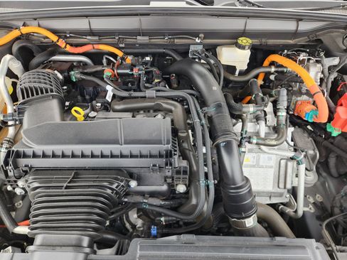 Used 2024 Lincoln Nautilus Premier image 34