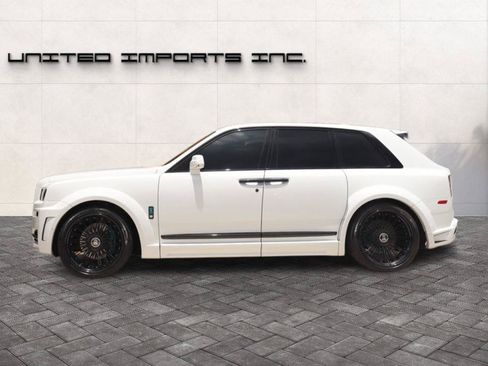 Used 2022 Rolls-Royce Cullinan w/ Cullinan Package AWD/4WD image 2